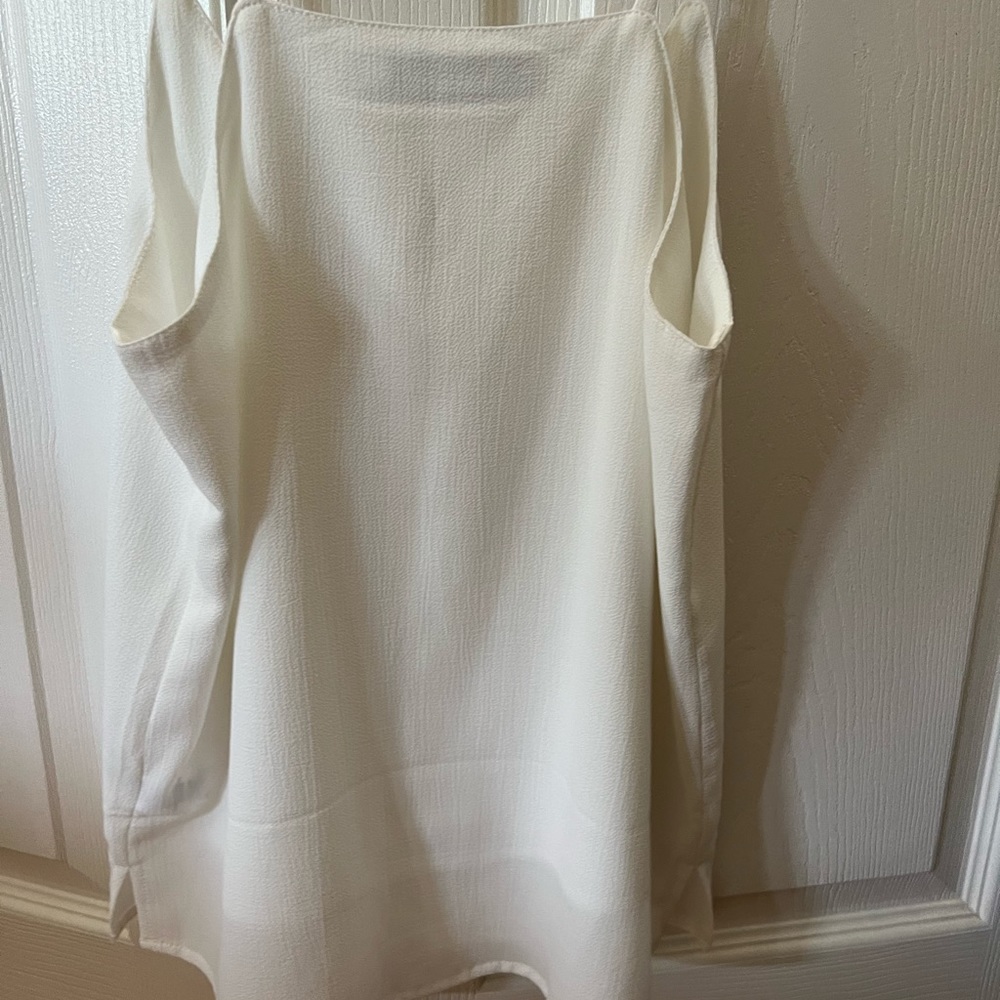 White tank